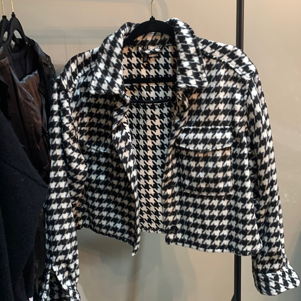 H&M houndstooth jacket - Picture 2 of 5